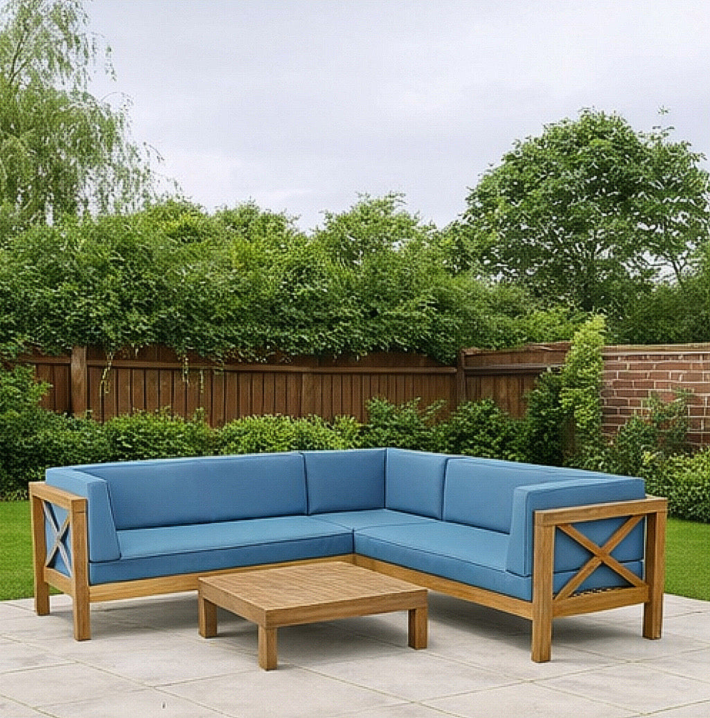 Backyard Sofa Set w/ Cushions