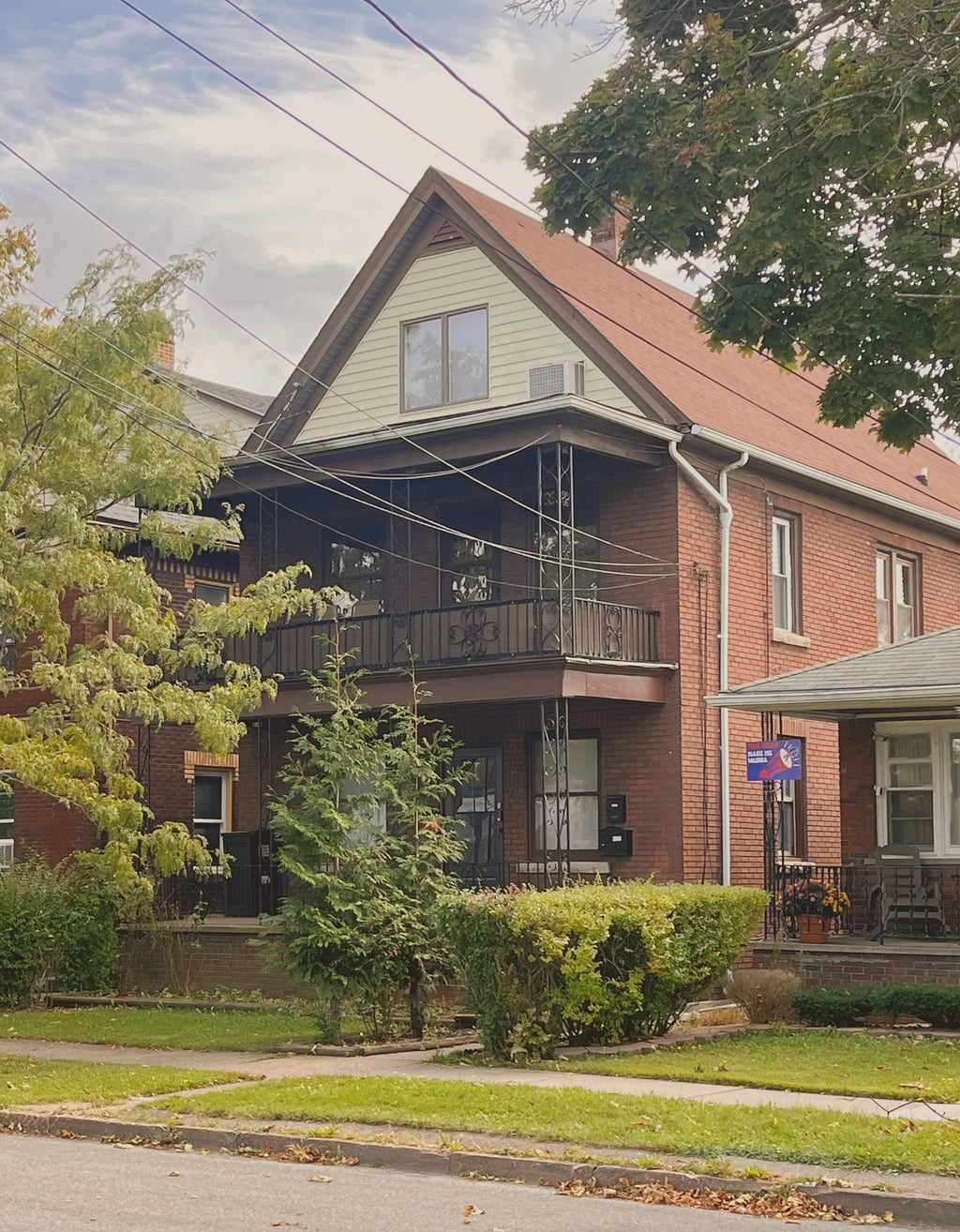 2421 Welch Ave. Niagara Falls, NY 14303