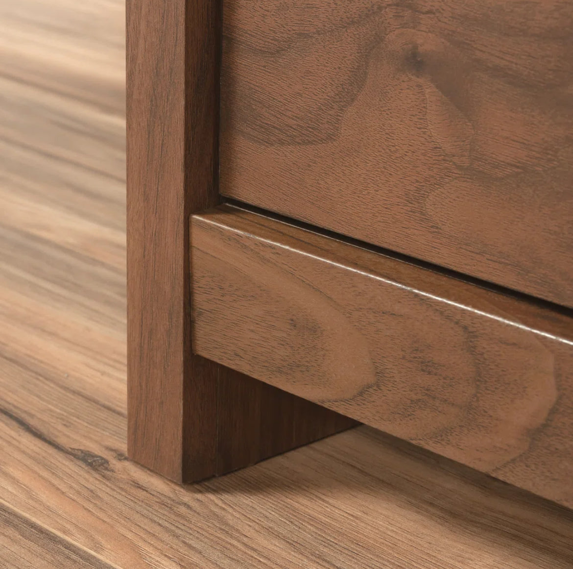 4-Drawer Storage Chest