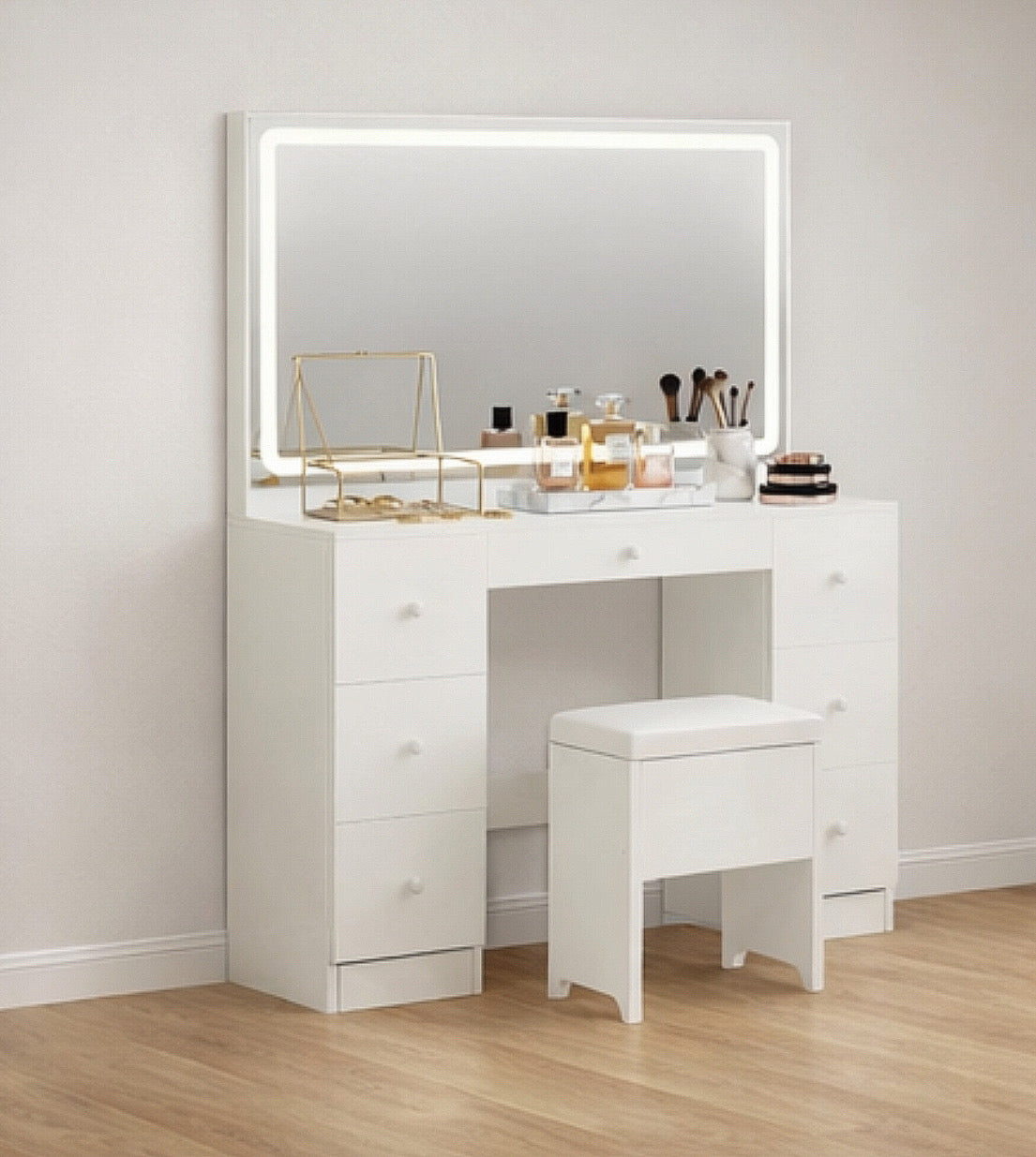 Vanity w/ LED Mirror, Power Outlet & 7 Drawers