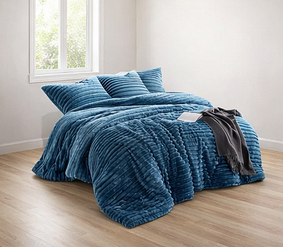 Plush Comforter Set