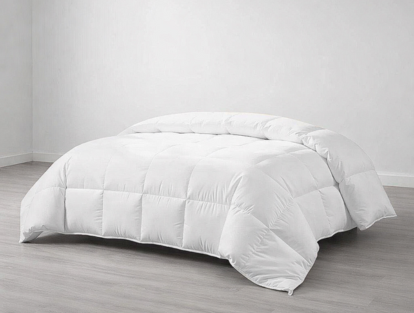 All Season Comforter w/ Corner Tabs