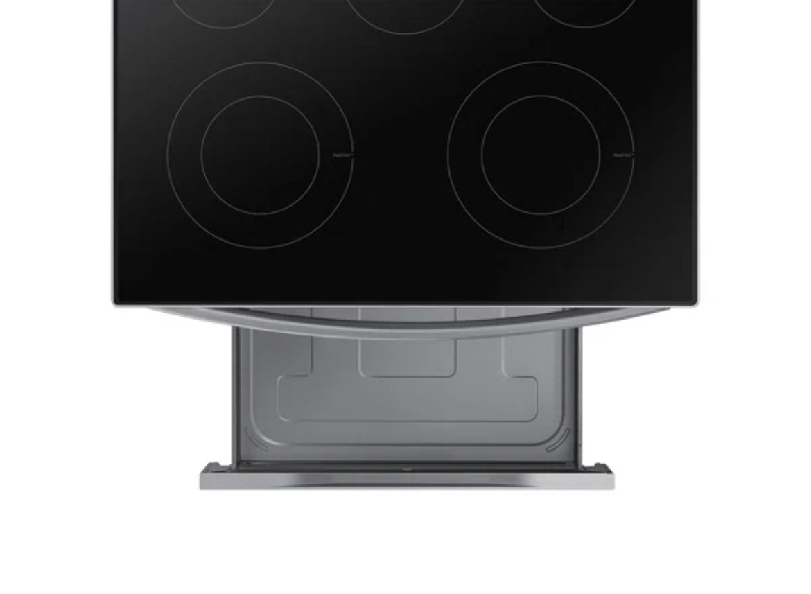 Samsung 6.3 Cubic Feet Smart Electric Stove
