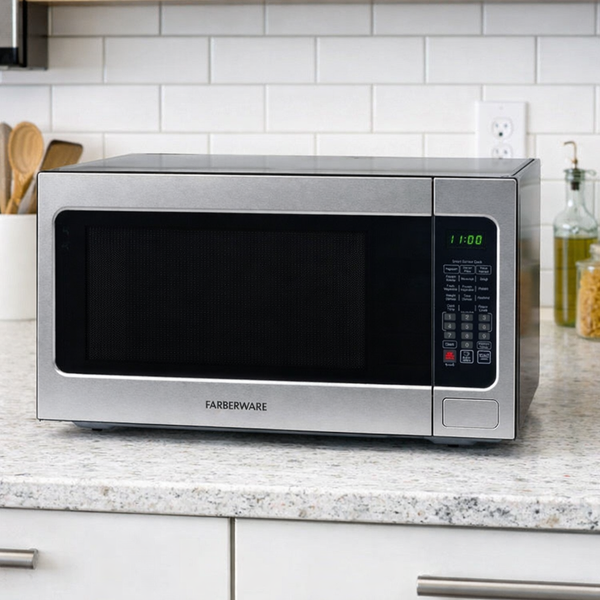 Farberware 2.2 Cubic Feet Professional & Smart Microwave Oven w/ Sensor Cooking