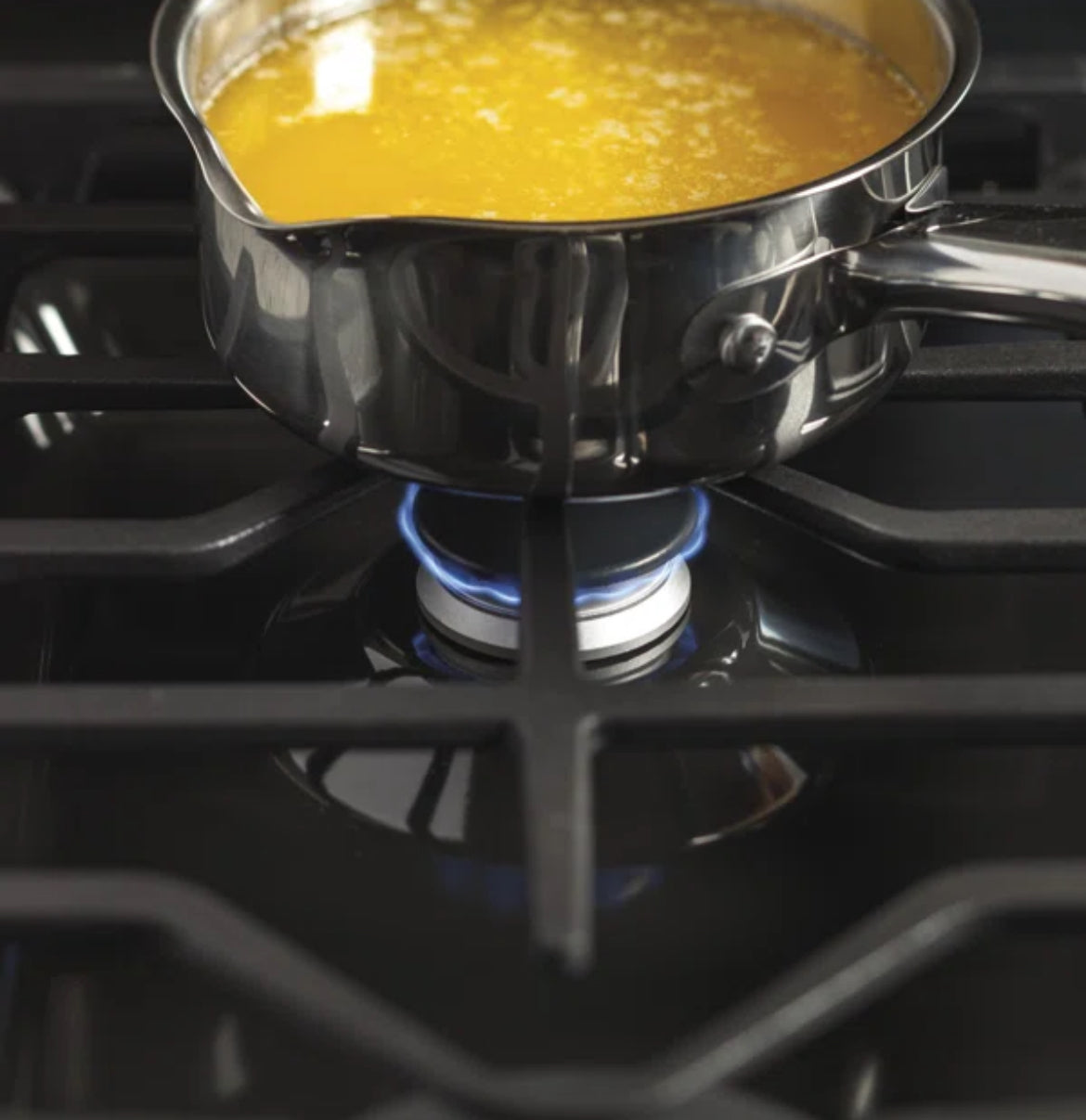 GE 30" 4.8 Cubic Feet Freestanding Natural Gas Stove