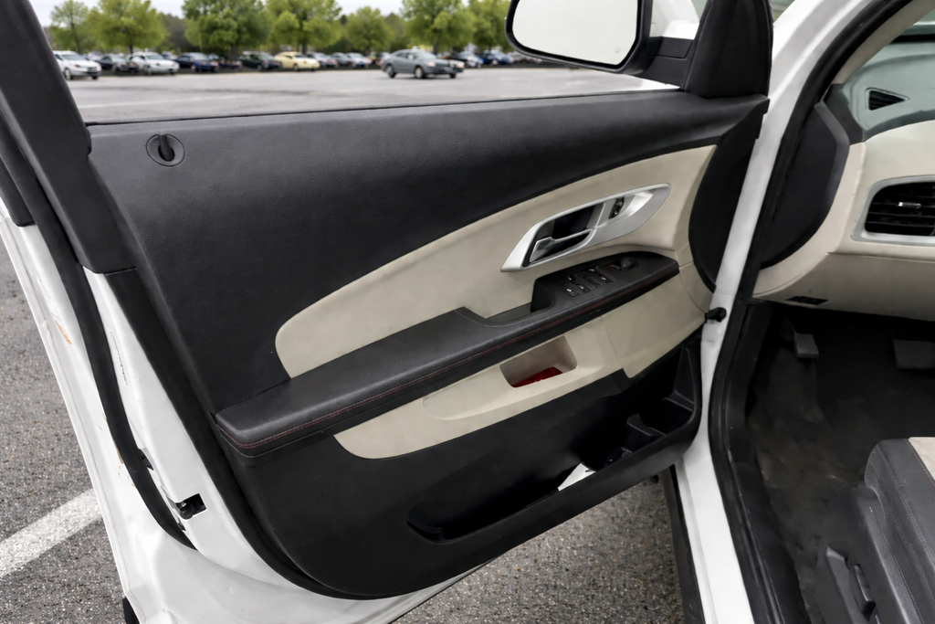 2015 Blue Chevrolet Equinox LT 2WD