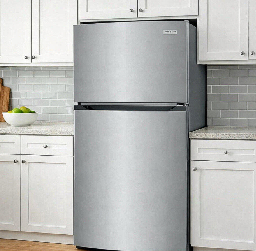 Frigidaire 28" 13.9 Cubic Feet Top Freezer Refrigerator with Auto Close Doors