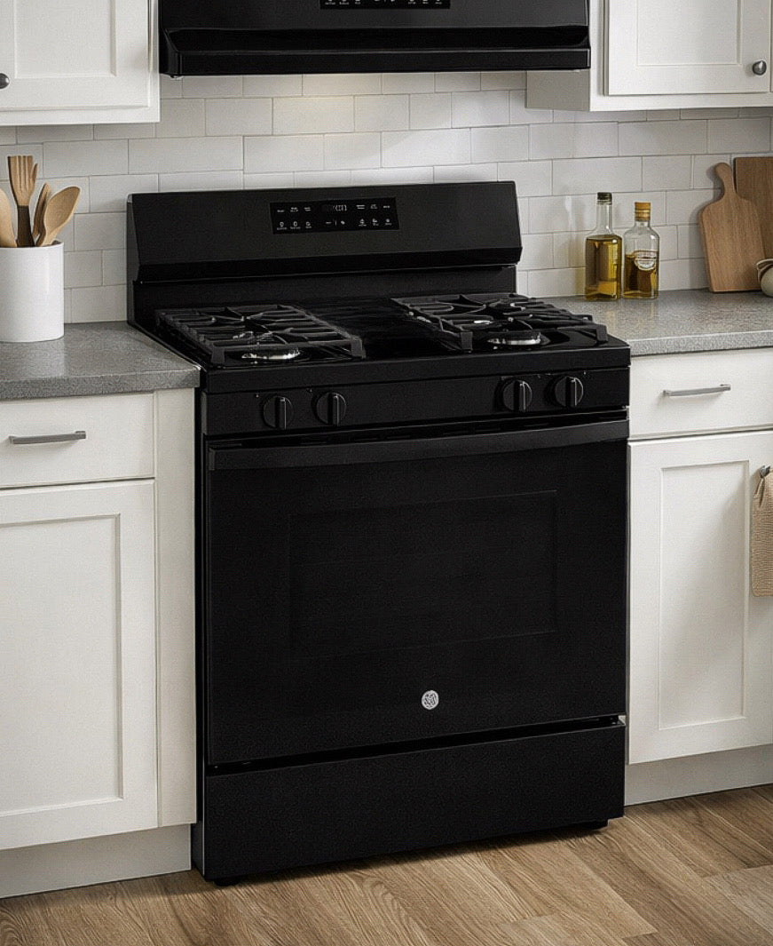GE 30" Self & Steam Cleaning Natural Gas Stove