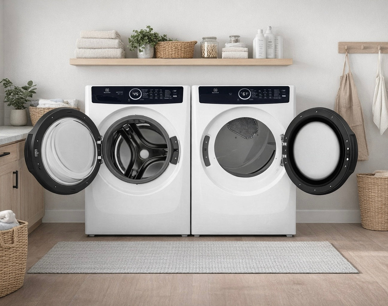 Electrolux 4 Series Electric Washer & Dryer