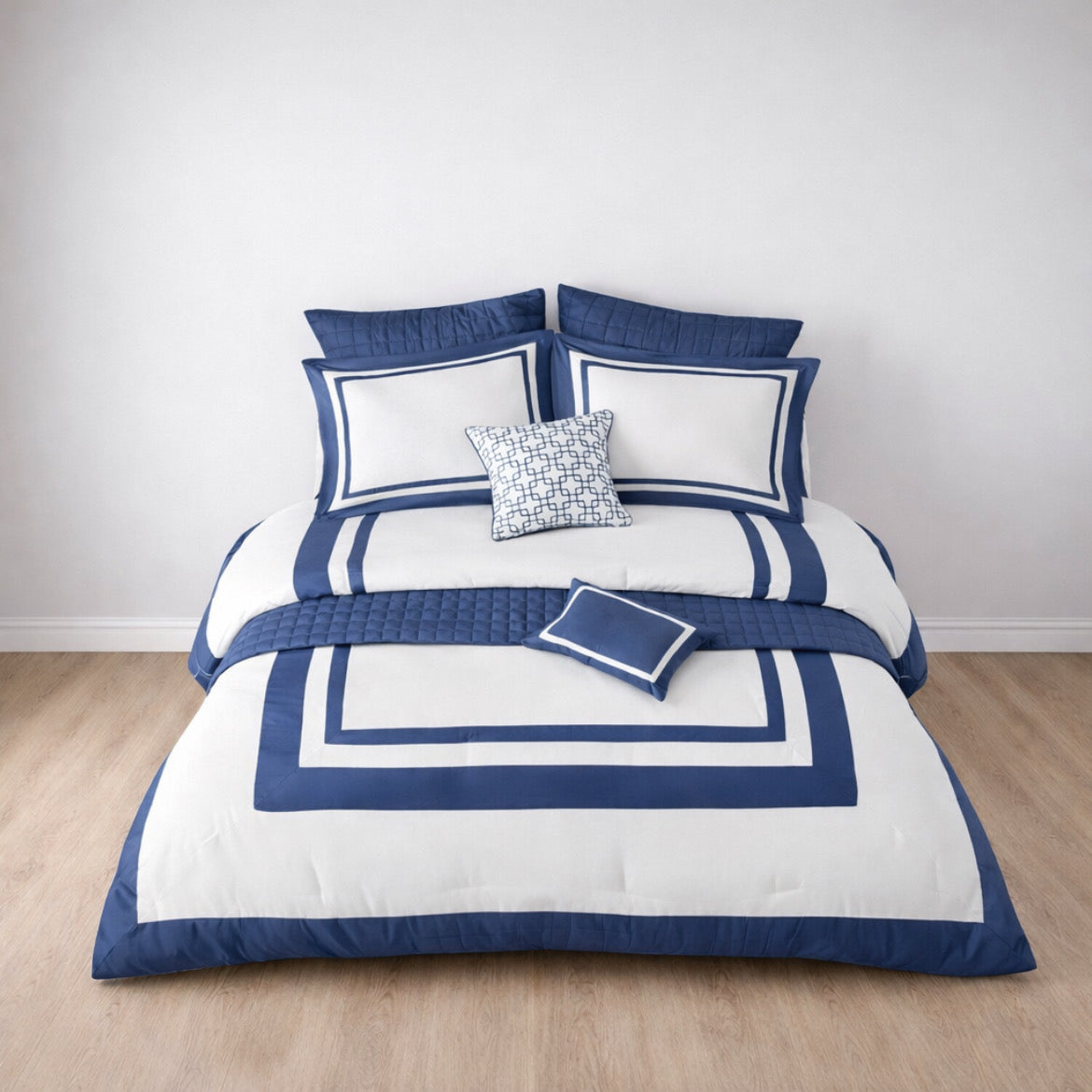 Luxurious Comforter Set
