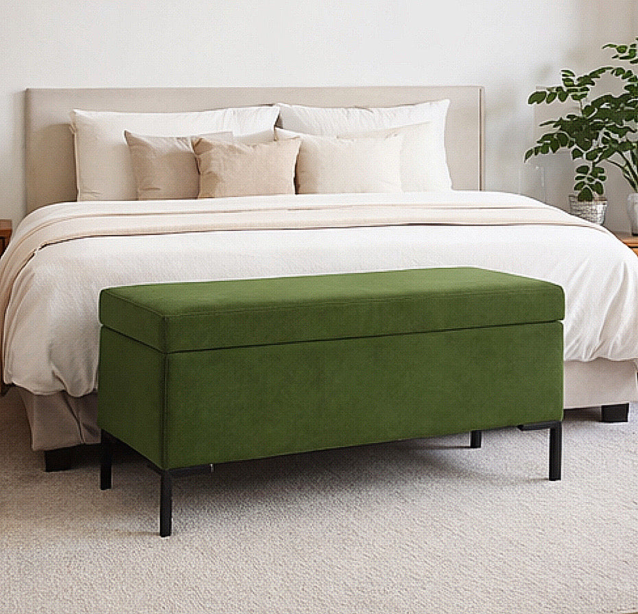 32” Flip Top Storage Bench