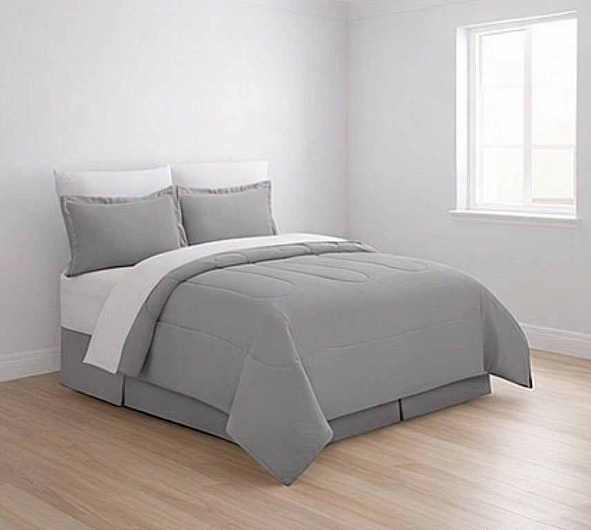 Lightweight Comforter Set