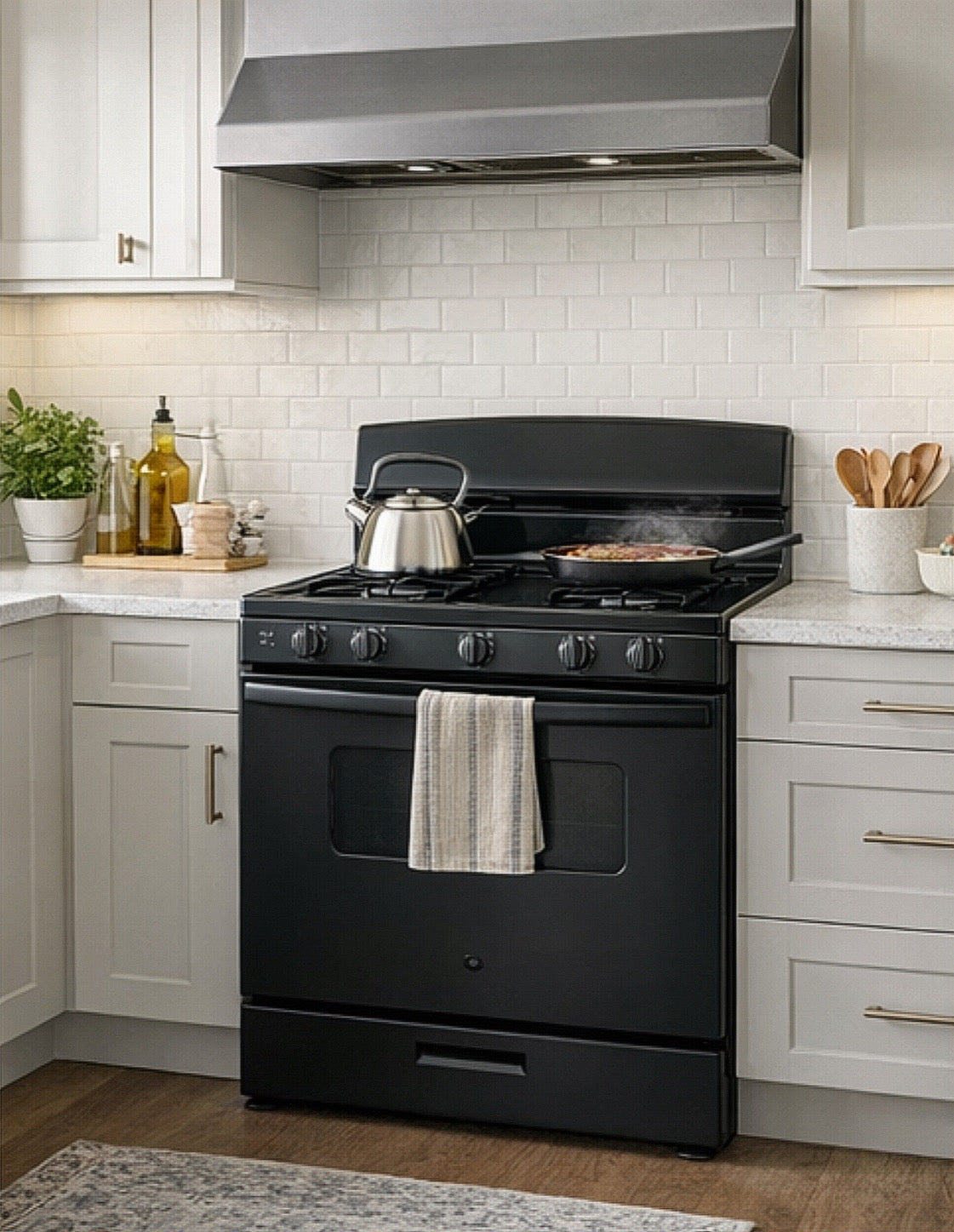 GE 30" 4.8 Cubic Feet Gas Stove