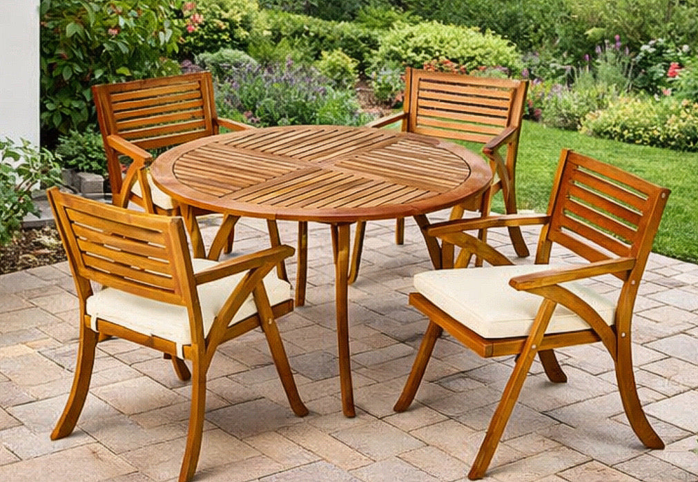 4-Person Round Table Set w/ Cushions