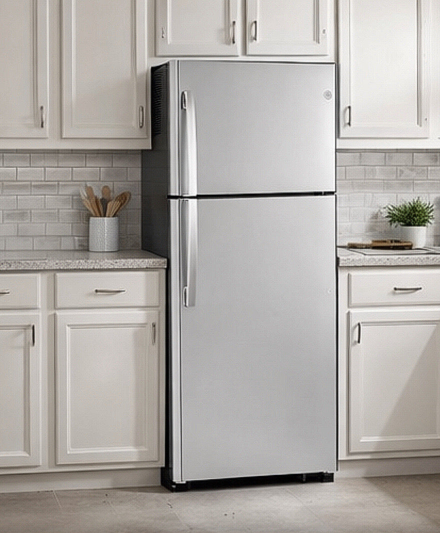 GE 33" 21.9 Cubic Feet Top Freezer Refrigerator