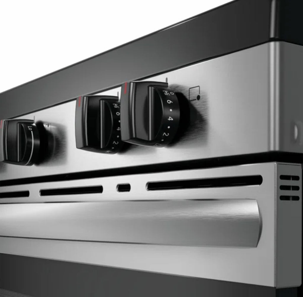 Frigidaire 30" 5.3 Cubic Feet Steam Cleaning Electric Range
