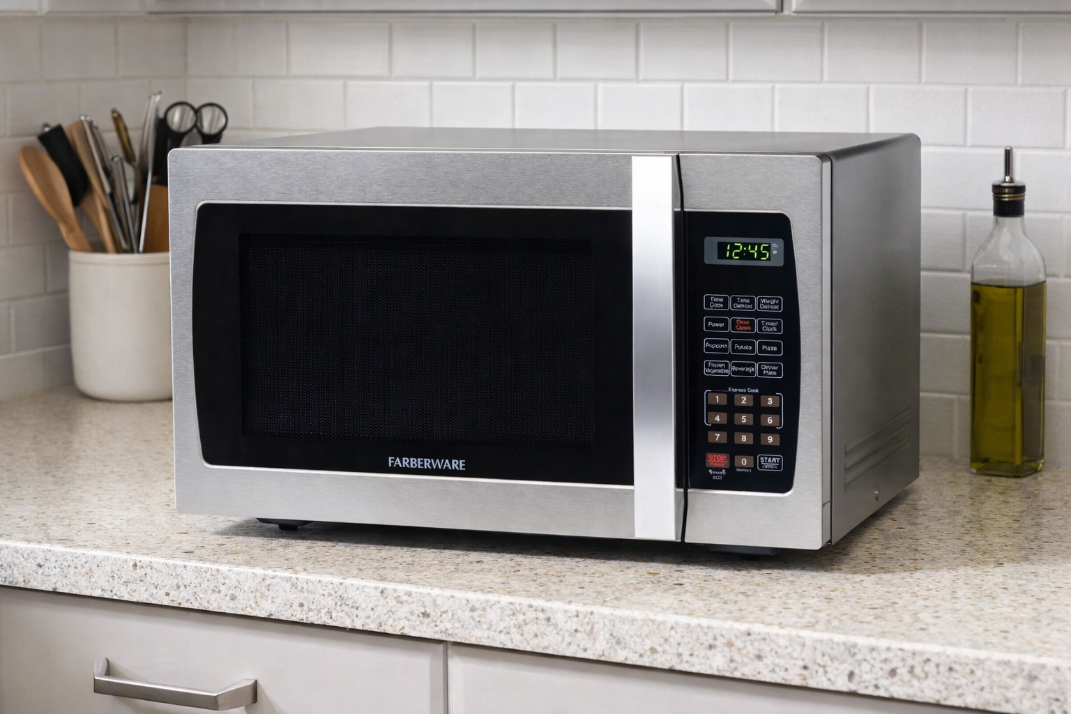 Farberware 1.3 Cubic Feet Professional Microwave Oven w/ Child Lock and Sensor Cooking