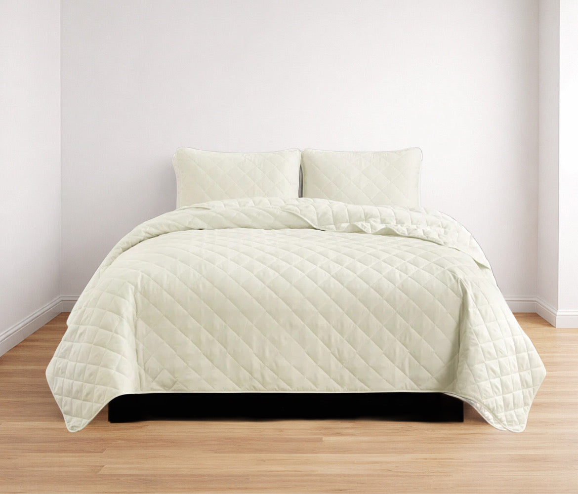 Microfiber Reversible Quilt Set