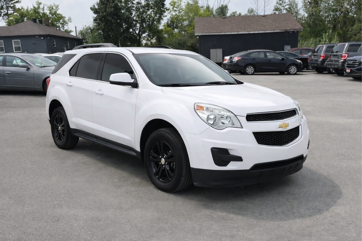 2015 White Chevrolet Equinox LT 2WD