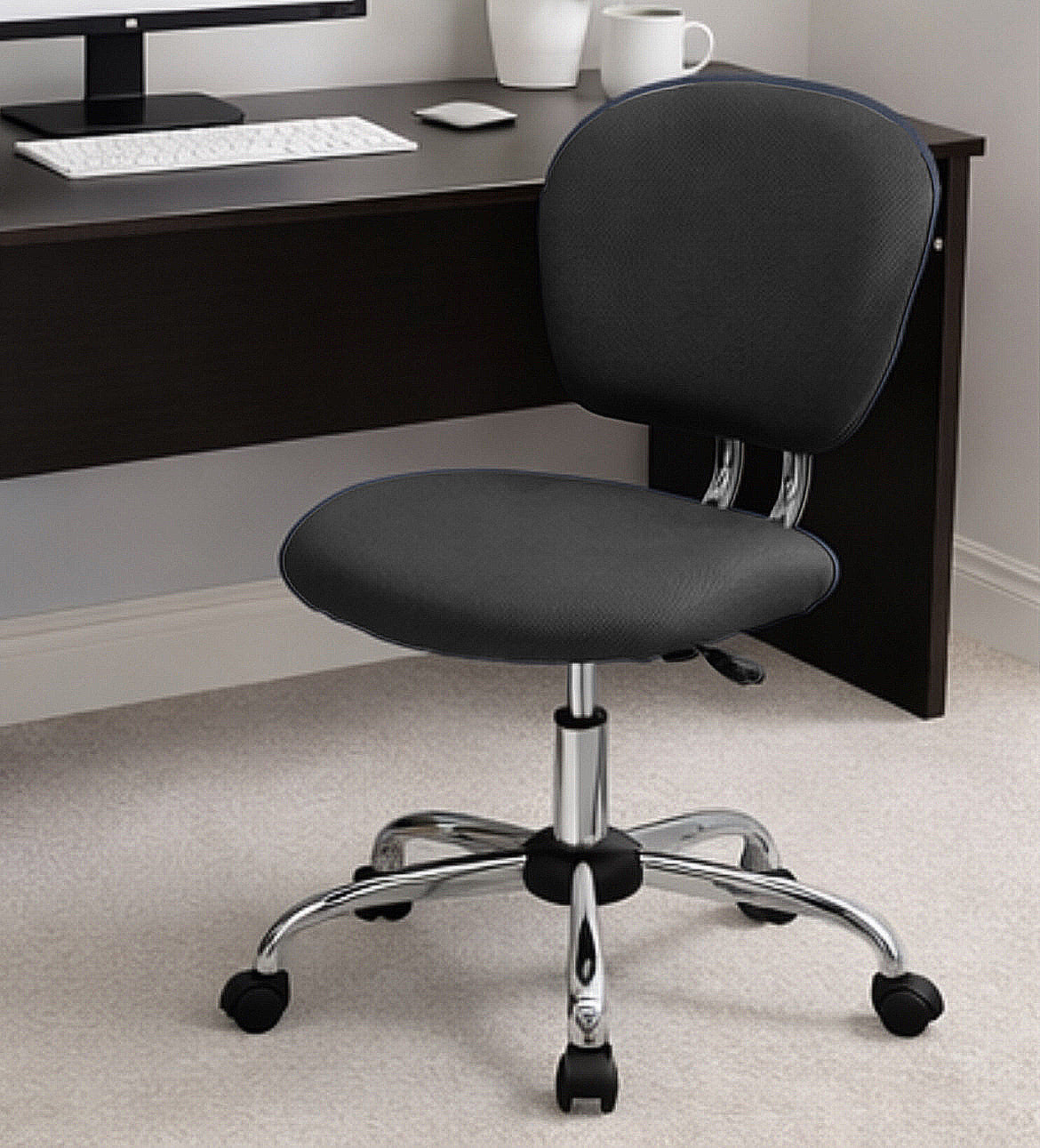 Swivel Office Chair w/ Padded Seat & Chrome Base