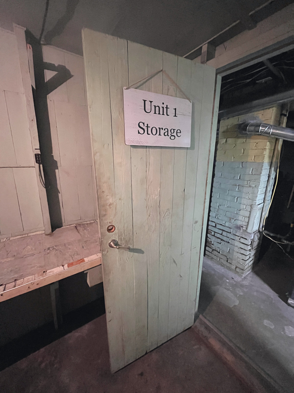 2421 Welch Ave. Niagara Falls, NY 14303