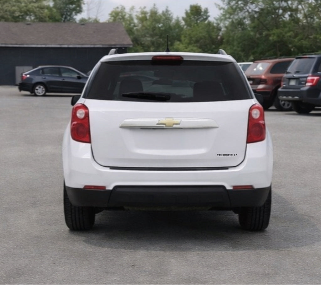 2015 White Chevrolet Equinox LT 2WD