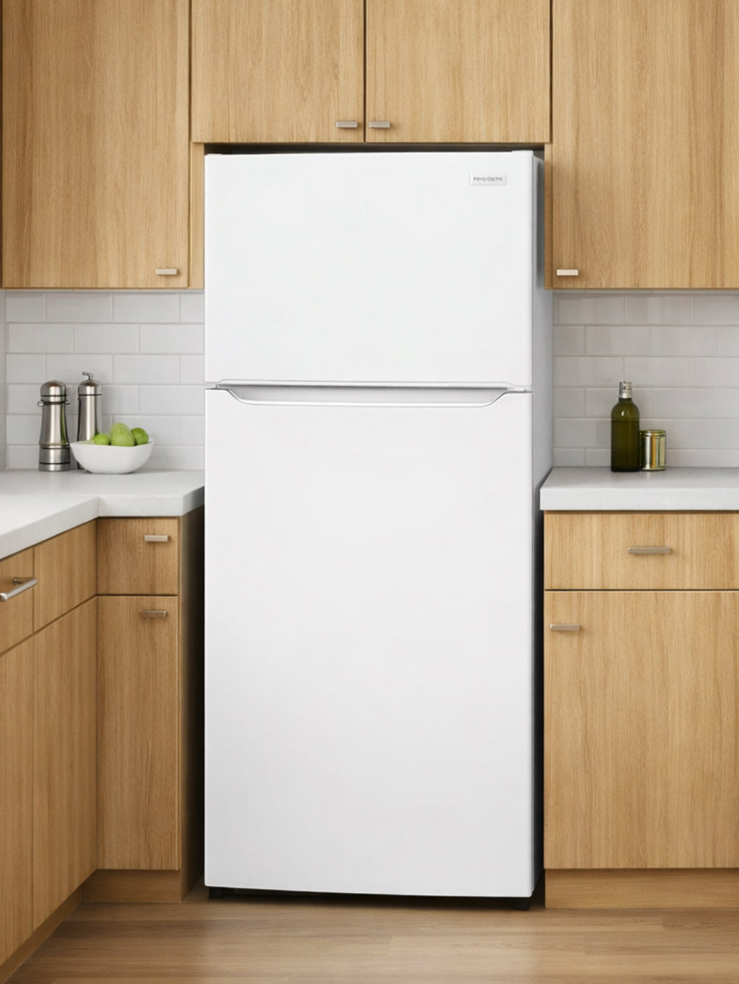 Frigidaire 18.3 Cubic Feet Top Freezer Refrigerator