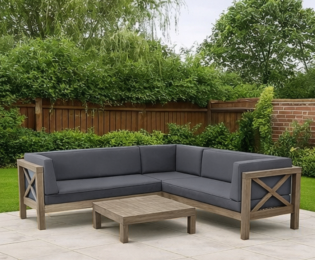 Backyard Sofa Set w/ Cushions